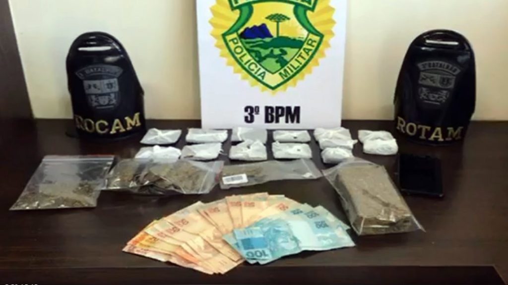 Homem é detido suspeito de tráfico de drogas em Pato Branco