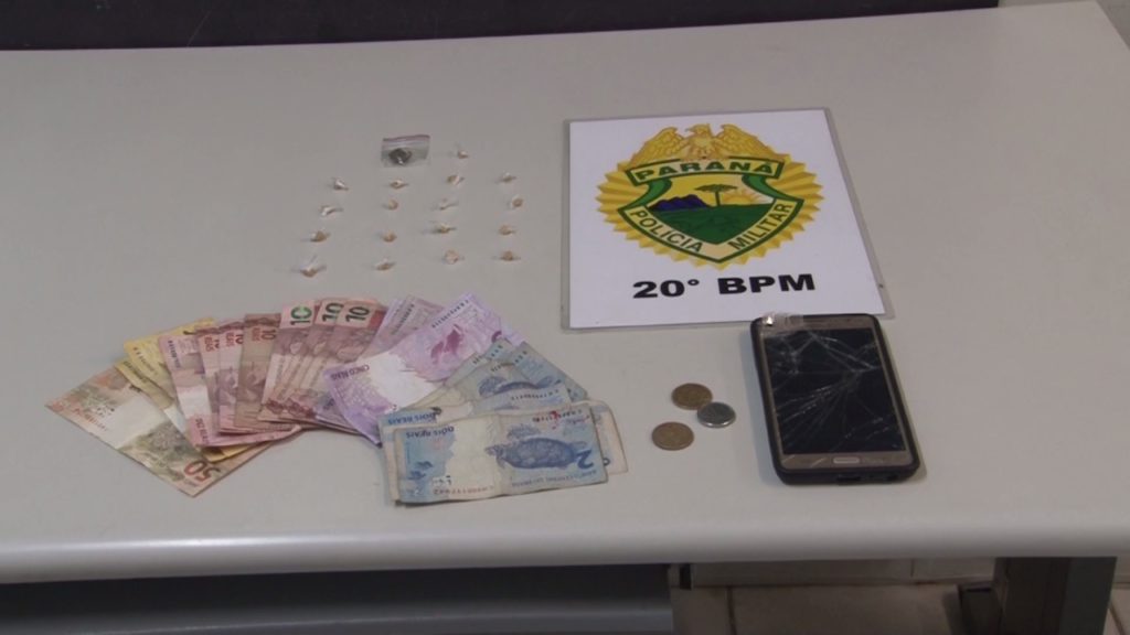 Acusado de tráfico é preso pela Polícia Militar no Bairro Boqueirão, em Curitiba