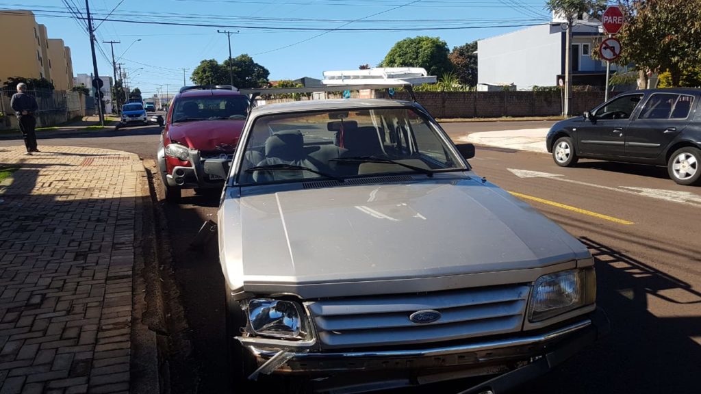 Del Rey e Palio batem em cruzamento no Bairro Coqueiral