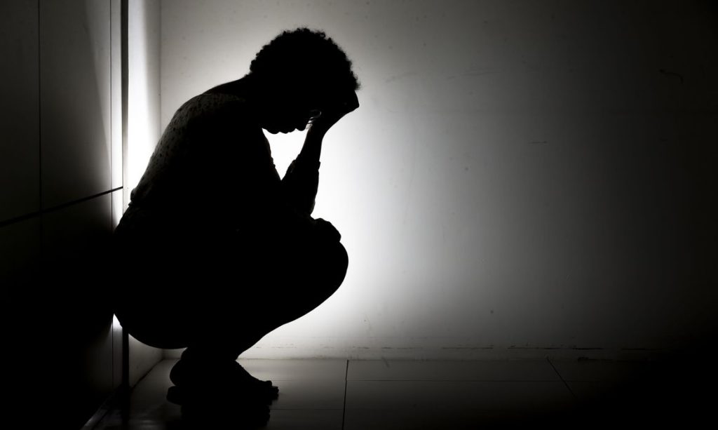 Anvisa aprova spray nasal para tratamento da depressão