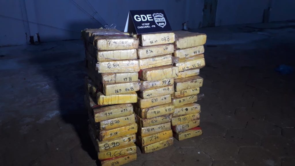 Apreensão de 300 quilos de maconha: GDE apura quem iria receber o entorpecente em Cascavel
