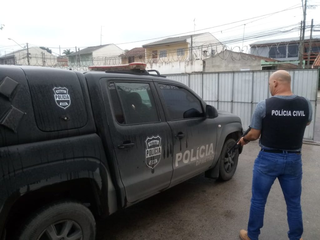 Brutal: Homem é preso por estuprar irmã de criação na Grande Curitiba