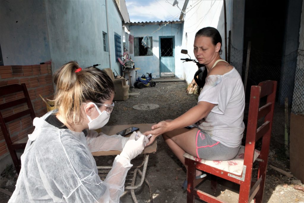 Pesquisadores aplicarão testes rápidos em 250 pessoas em Cascavel
