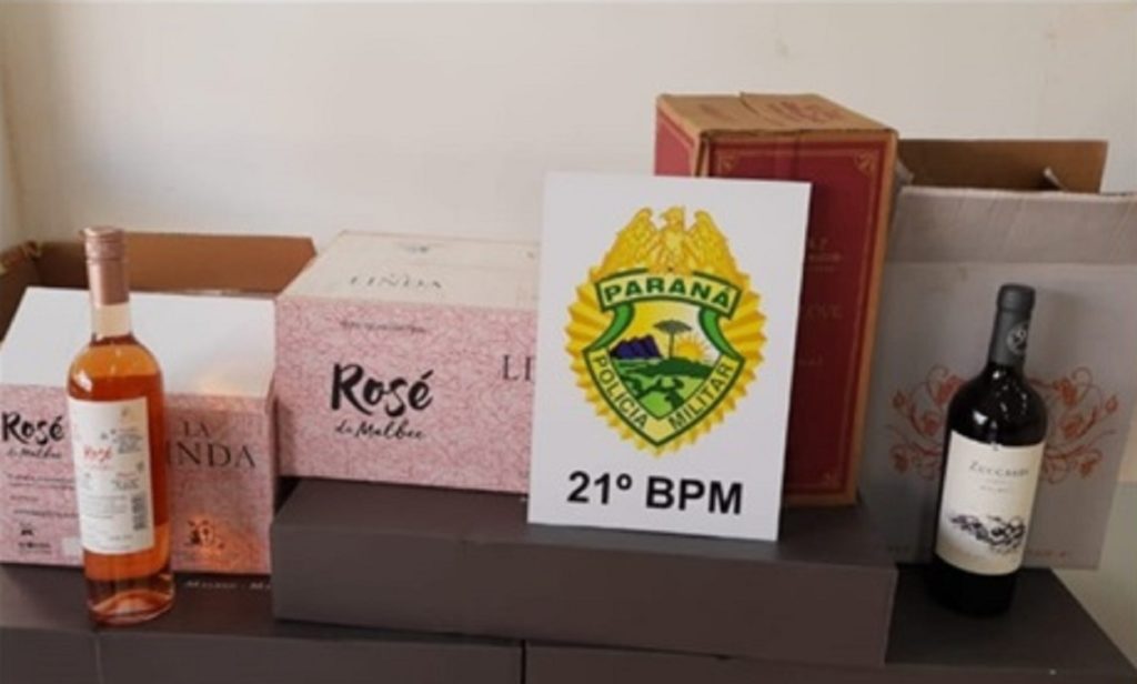Santo Antônio do Sudoeste: Polícia Militar apreende vinho argentino