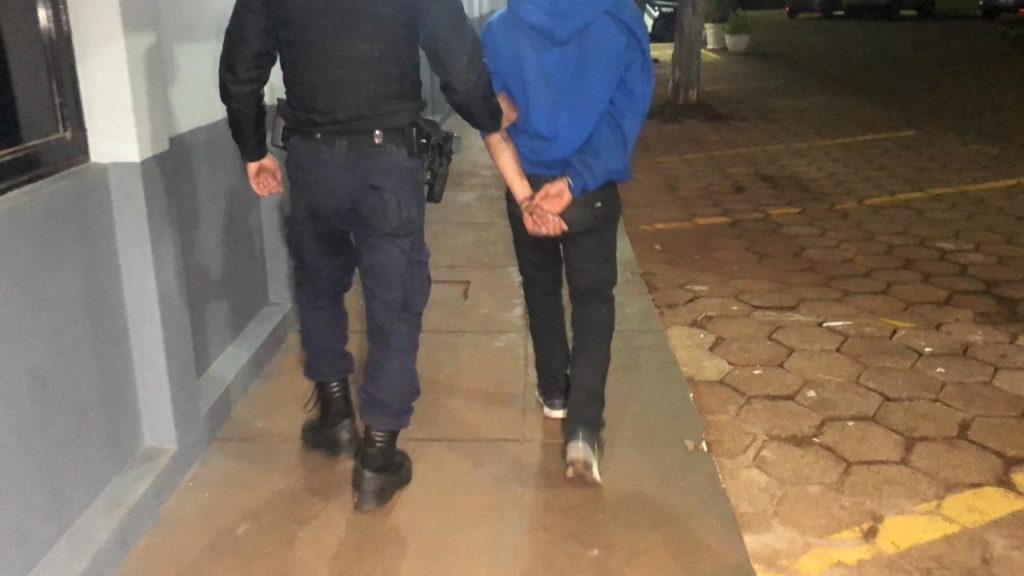 Procurado por roubo é detido em ação da Guarda Municipal