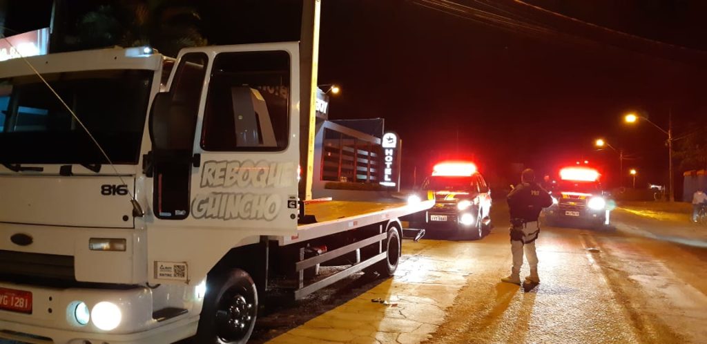 Guincheiro que foi amarrado durante assalto dá detalhes da situação; veículo foi recuperado em Guaíra