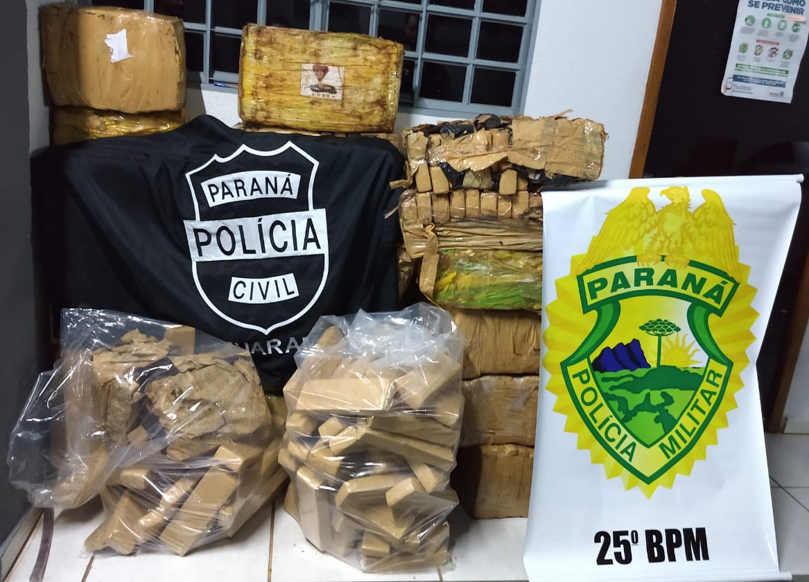 Ação integrada entre a polícia resulta em apreensão de 615 quilos de maconha Imagem referente a Ação integrada entre a polícia resulta em apreensão de 615 quilos de maconha