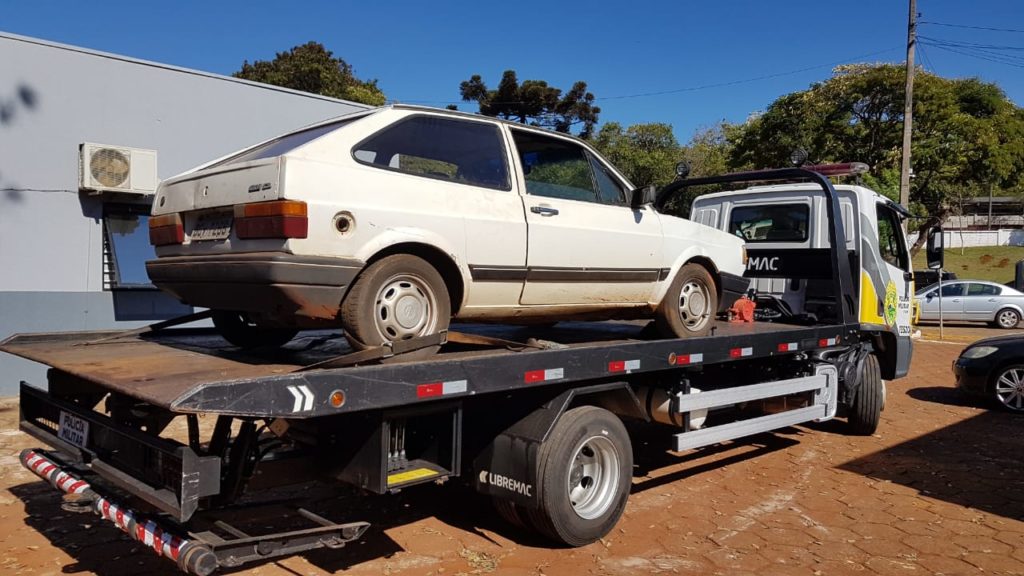 Veículo Gol é recuperado no Bairro Floresta e levado à delegacia