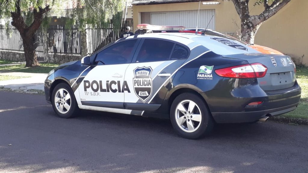 Prejuízo de R$ 900 mil: Polícia Civil faz perícia em casa em que foram levados cheques e dólares