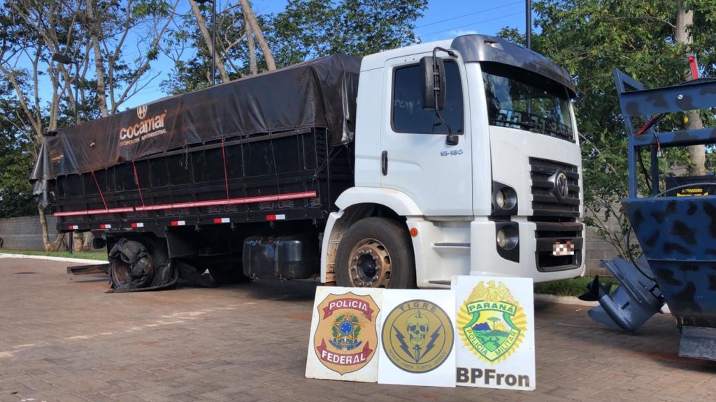 Caminhão com carga de cigarros é apreendido pelo BPFron em Terra Roxa