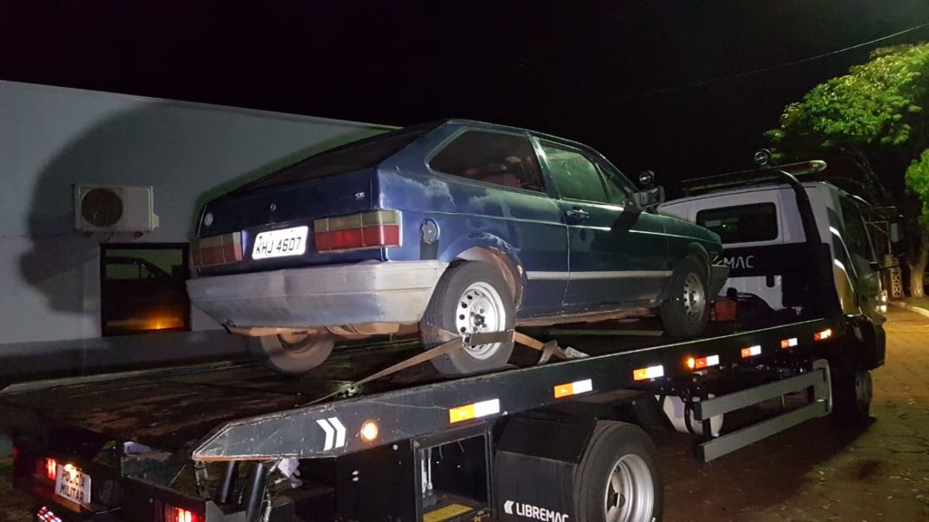 Veículo Gol furtado no Santa Cruz é recuperado pelo Choque no Centro