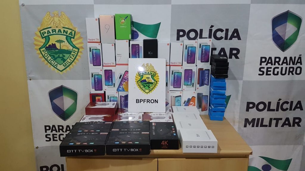 BPFron detém passageiro de ônibus e apreende cerca de R$ 40 mil em eletrônicos na PR-317