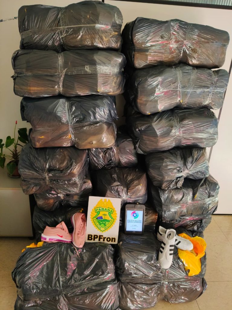 BPFron apreende produtos de contrabando na fronteira entre o Brasil e a Argentina