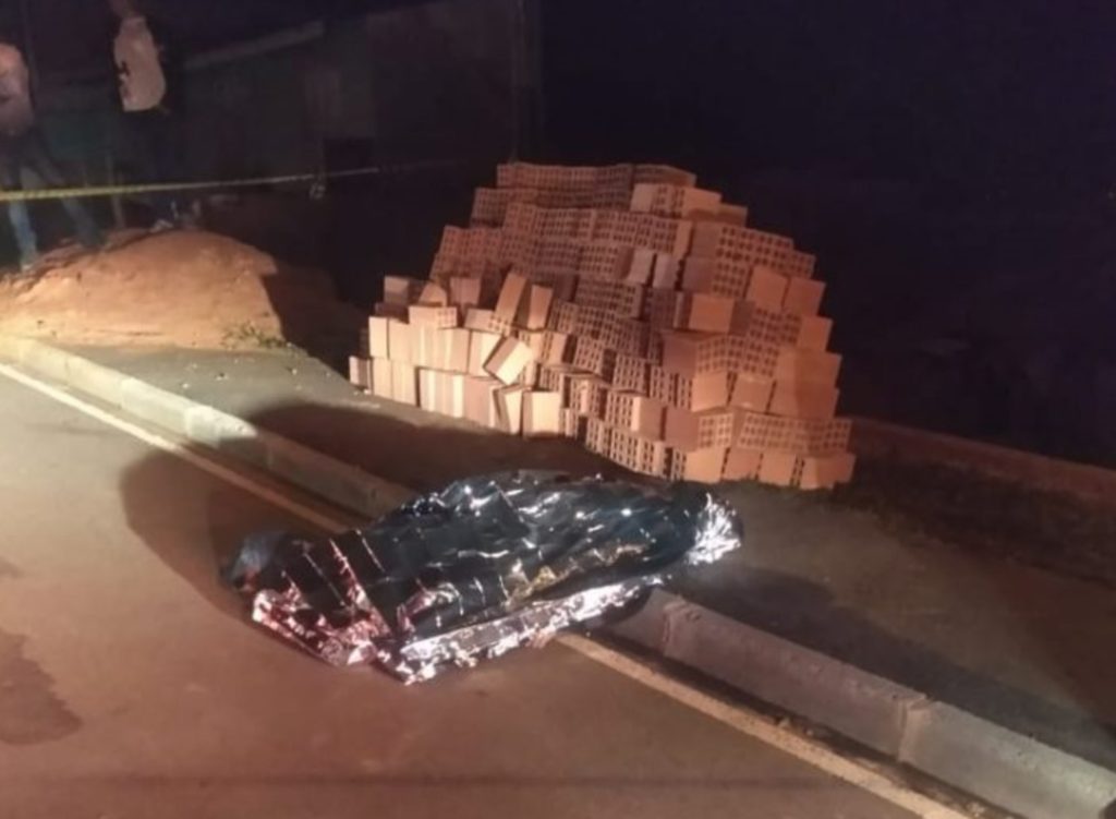 Almirante Tamandaré: homem é morto com tiro no peito durante encontro com mulher que conheceu na internet
