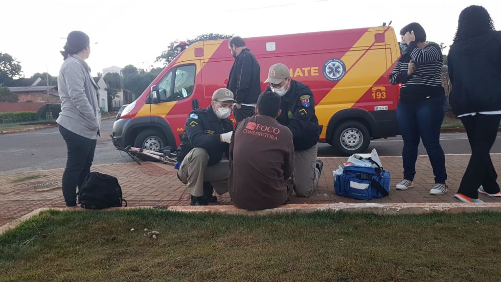Ciclista de 26 anos fica ferido em colisão com carro no Morumbi