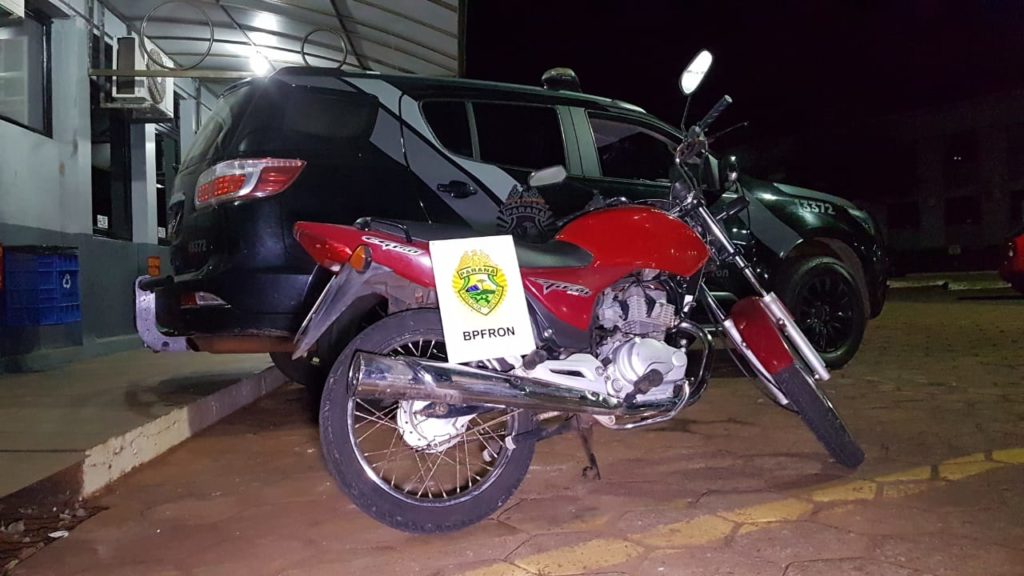 Moto furtada é recuperada em ação do BPFron em Cascavel