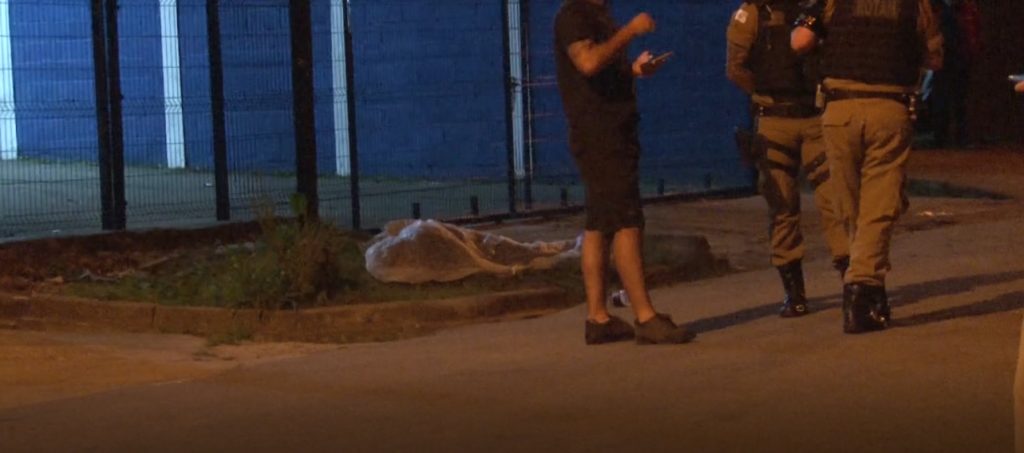 Vídeo: jovem é perseguido e morto a tiros em Colombo