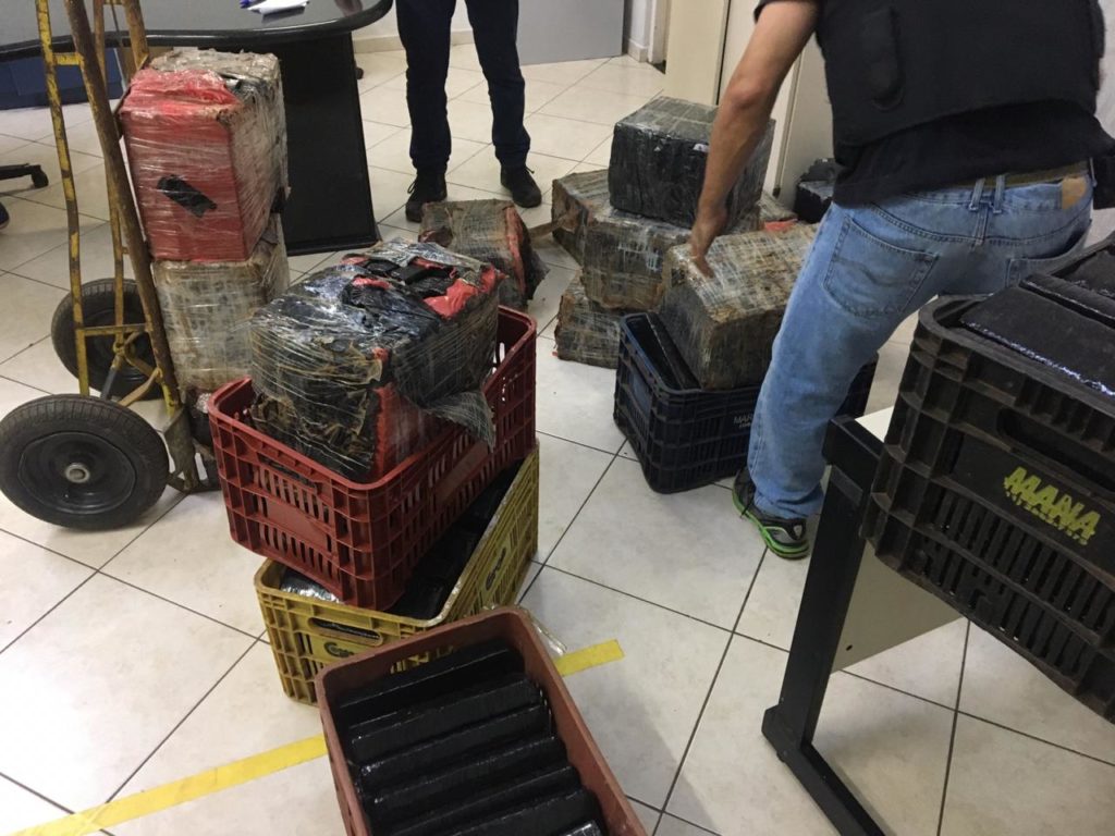 Polícia Civil apreende meia tonelada de maconha em Foz do Iguaçu
