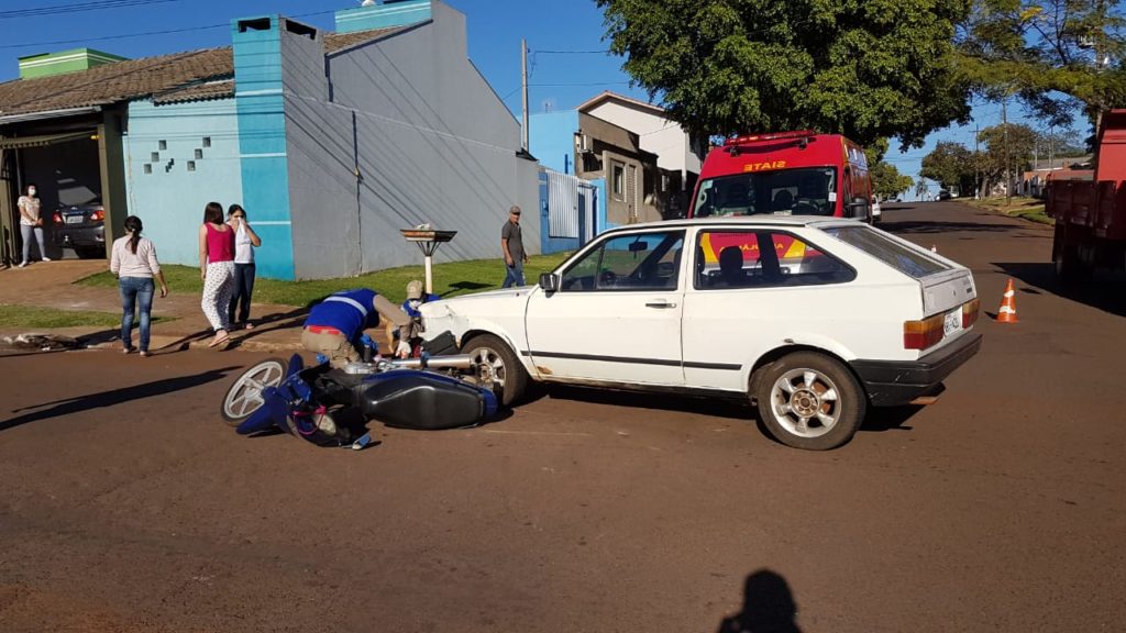 Mulher tem laceração na perna em acidente no Bairro São Cristóvão