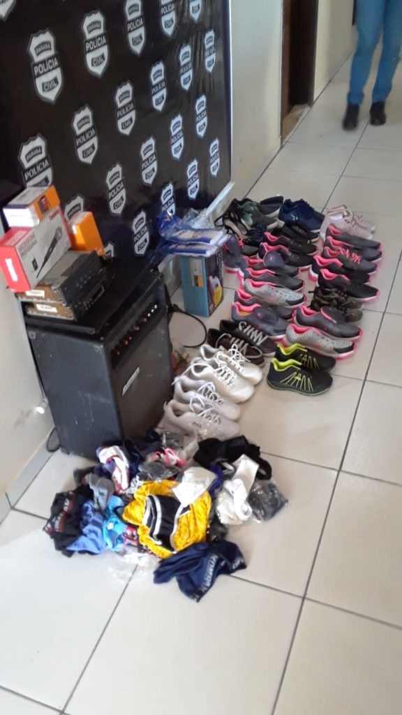 ‘Segurança para Todos’: dois são presos e dezenas de objetos recuperados em Carambeí