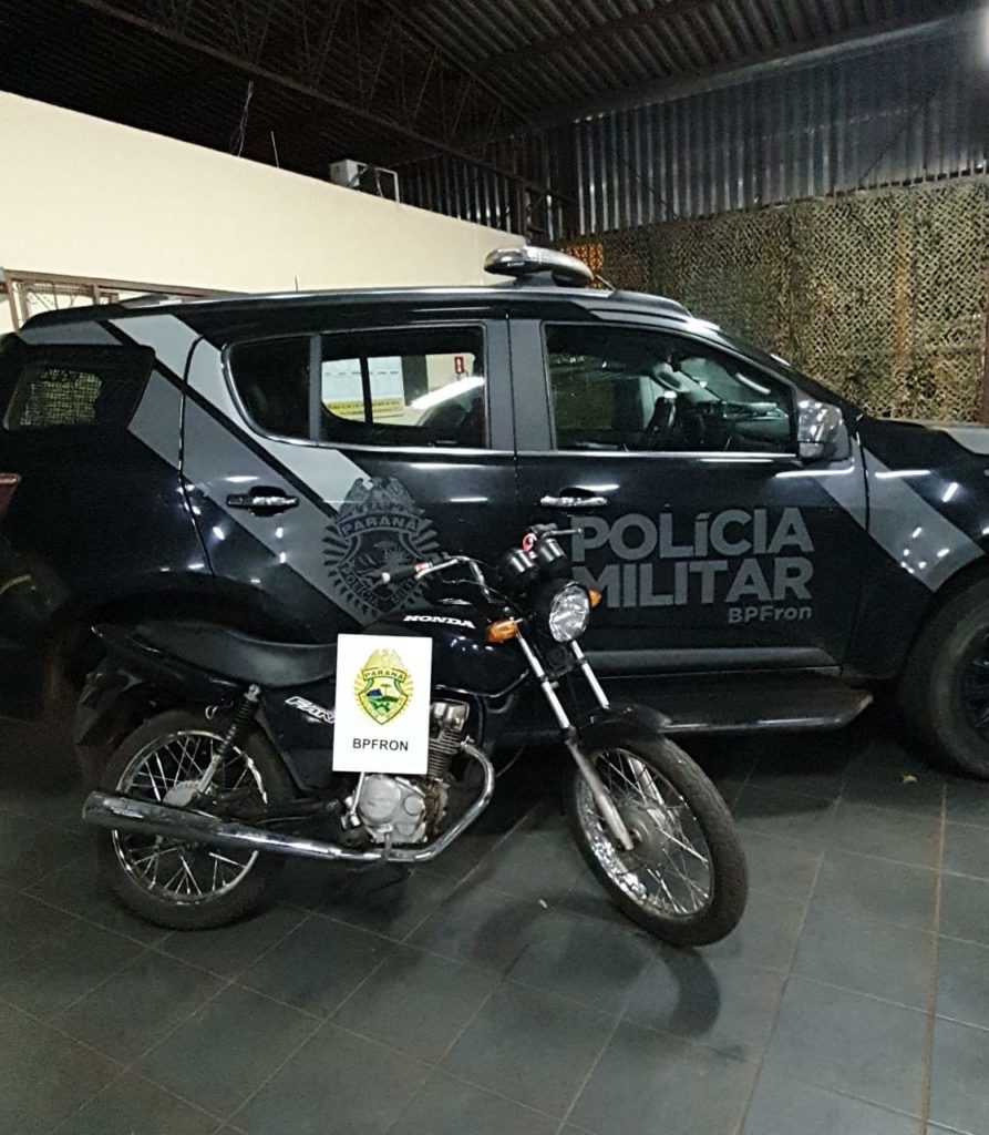 Motocicleta furtada em Cascavel é localizada pelo BPFron em Guaíra