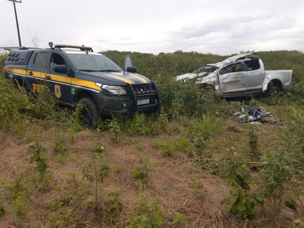 Operação Tamoio II: PRF apreende mais de 1 tonelada de maconha em veículo acidentado