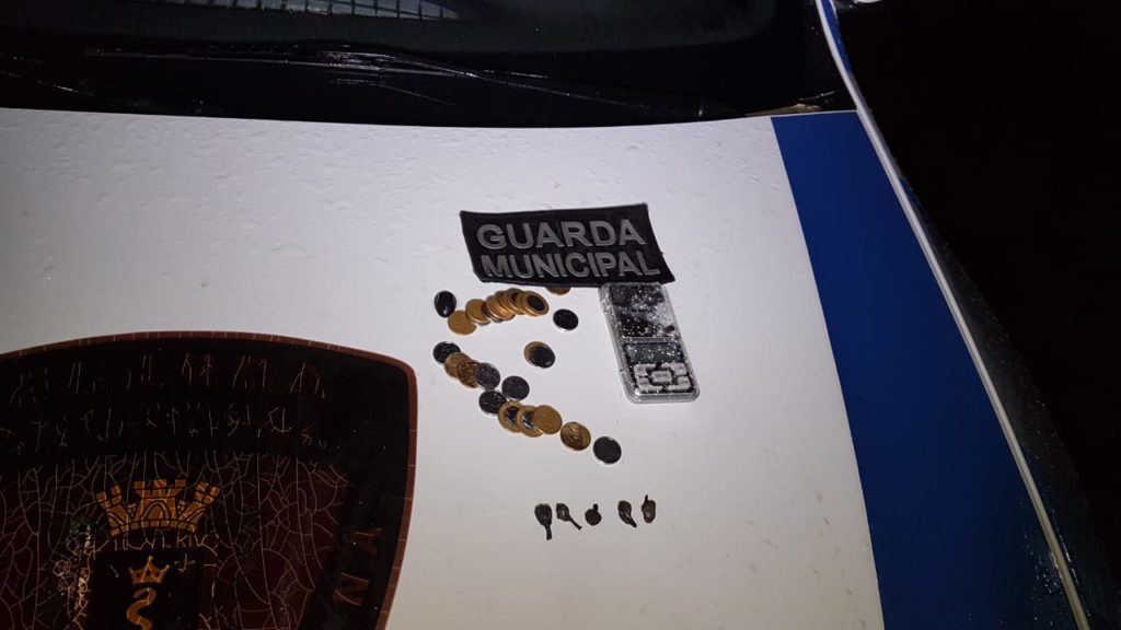 Guarda Municipal detém jovem de 19 anos com cinco buchas de cocaína no Morumbi
