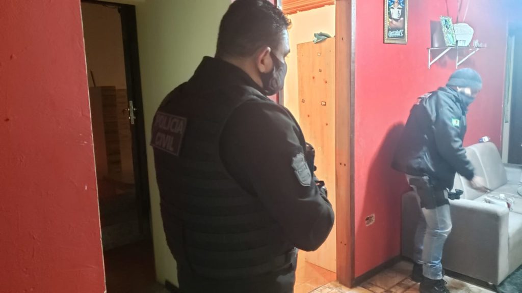 Polícia cerca organização criminosa envolvida no tráfico de drogas e homicídios no Parolin