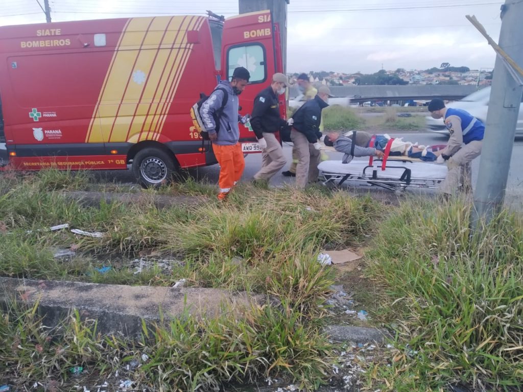 Pedestre é atropelado no Trevo do Atuba, em Curitiba