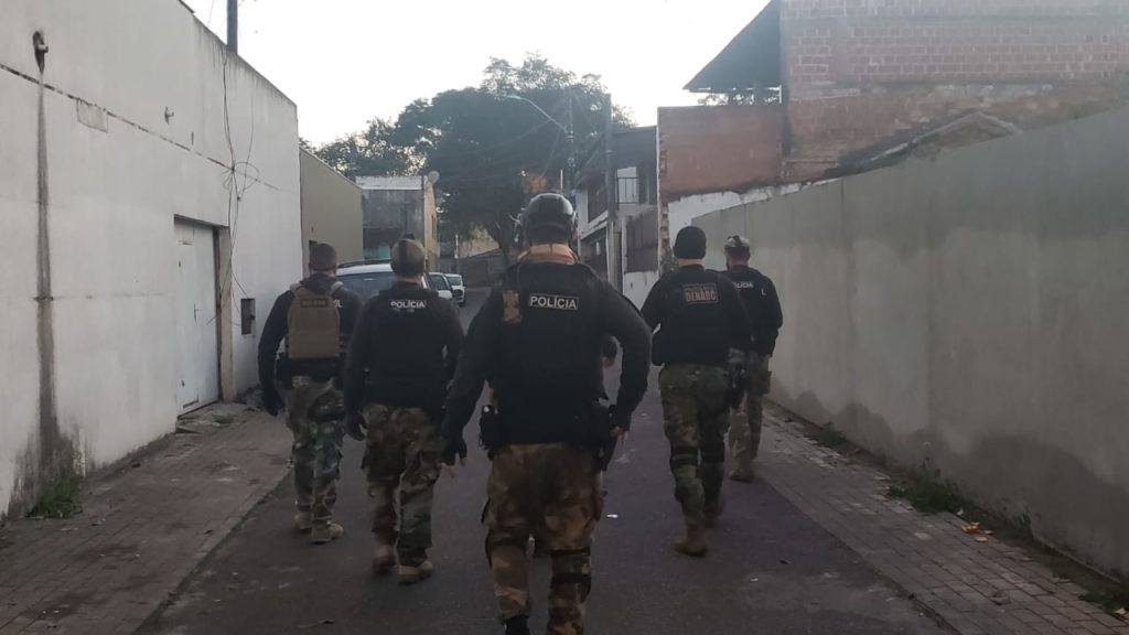 Polícia Civil deflagra operação para esclarecer homicídio em Curitiba