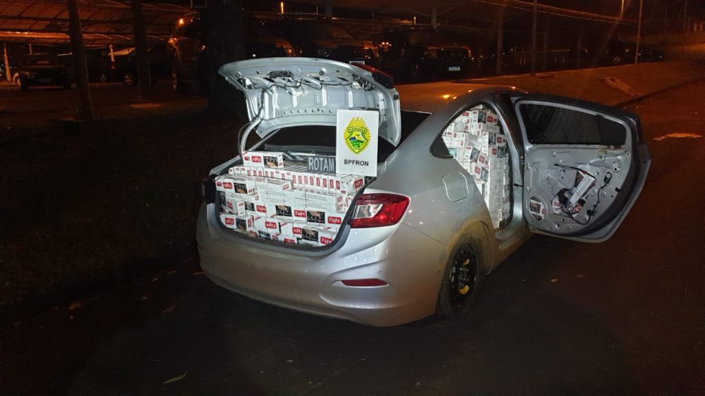 Carro carregado com cigarros contrabandeados é apreendido em Missal