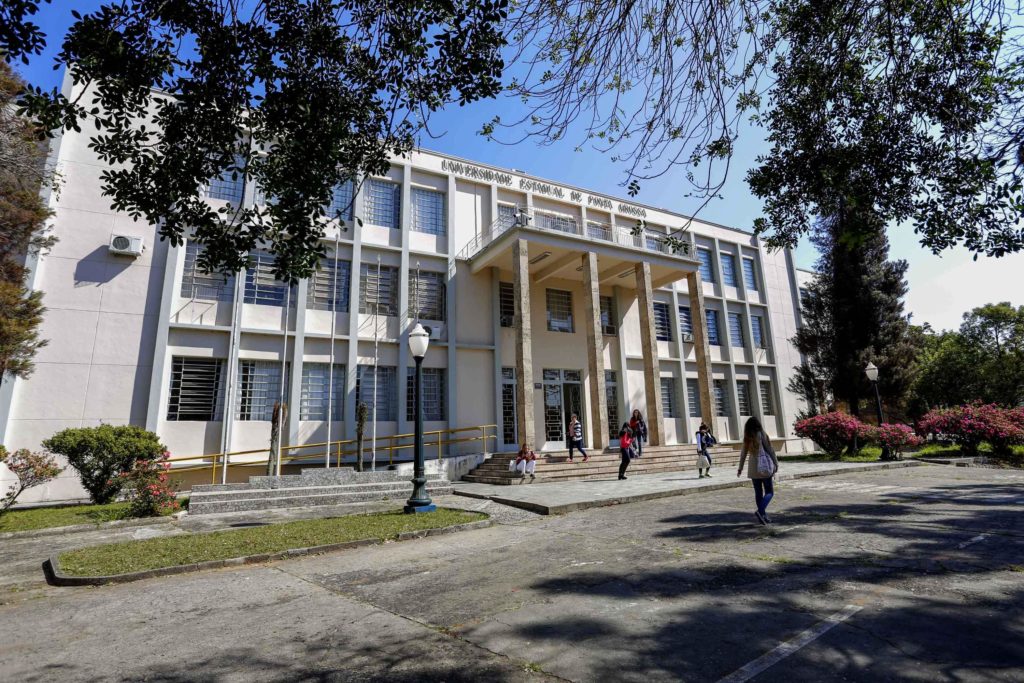 UEPG fará no domingo provas do programa de residência técnica