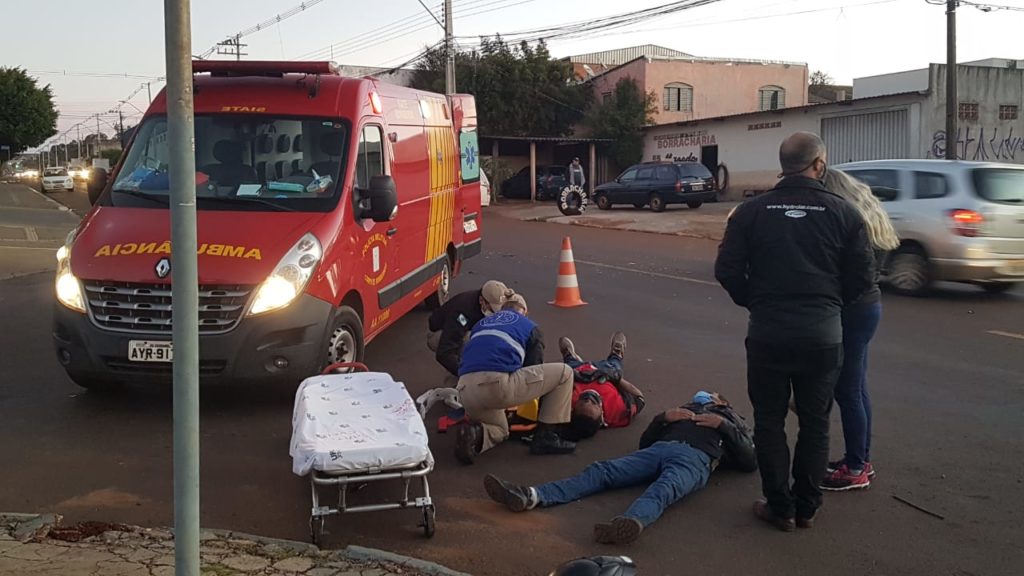 Batida de trânsito deixa dois homens feridos no Bairro Claudete