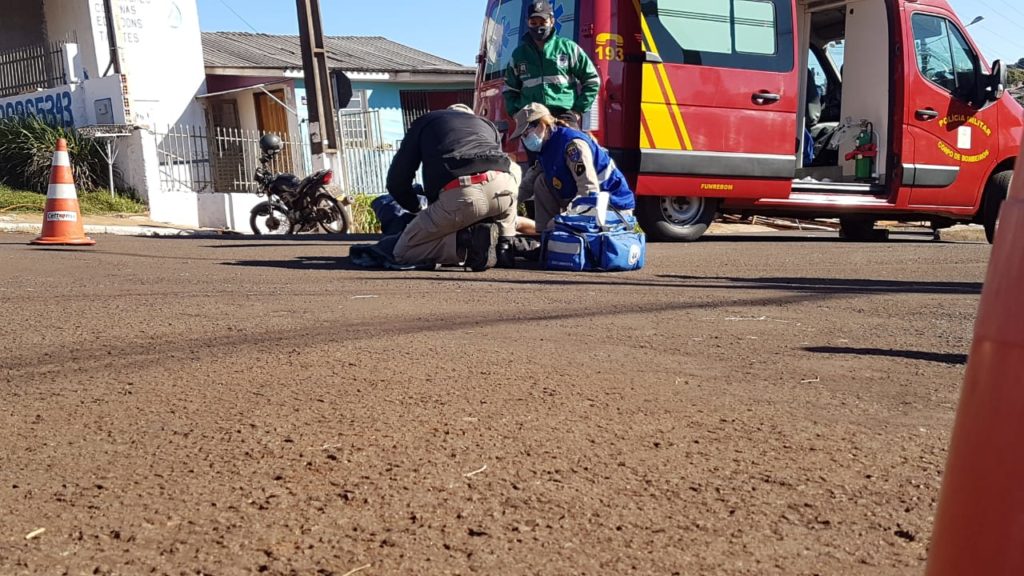 Jovem de 22 anos fica ferido em colisão no Bairro Floresta