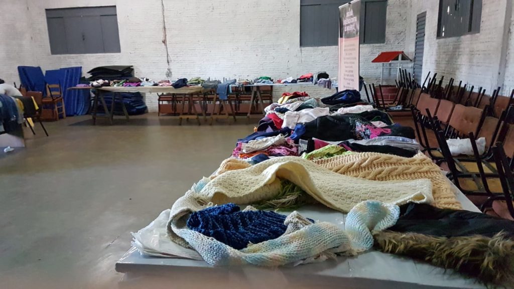 Provopar pede doações de roupas e cobertores para ajudar famílias carentes