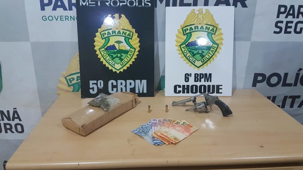 Casal é detido com revólver e maconha no Bairro Cascavel Velho