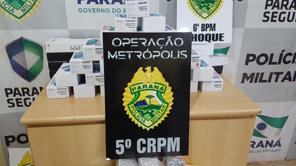 Homem é detido transportando contrabando em ônibus de turismo