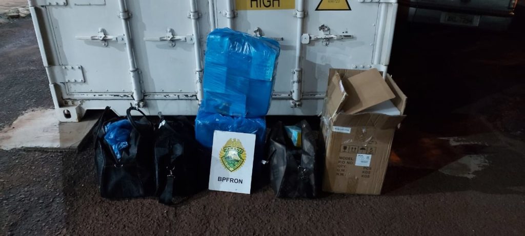 Contrabando é apreendido em ação na Rodoviária de Cascavel