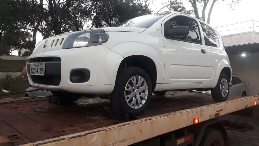 Fiat Uno levado em assalto no Cascavel Velho é recuperado pelo GDE no Interlagos