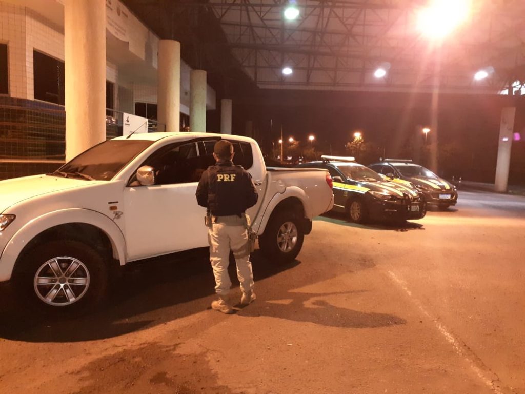 Caminhonete roubada em Joinville é recuperada em Guaíra