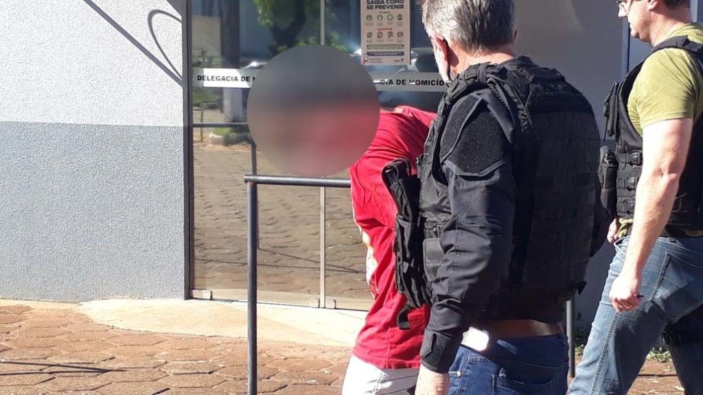 Após ser preso em Mariluz, acusado de matar Silvano da Silva chega a Cascavel