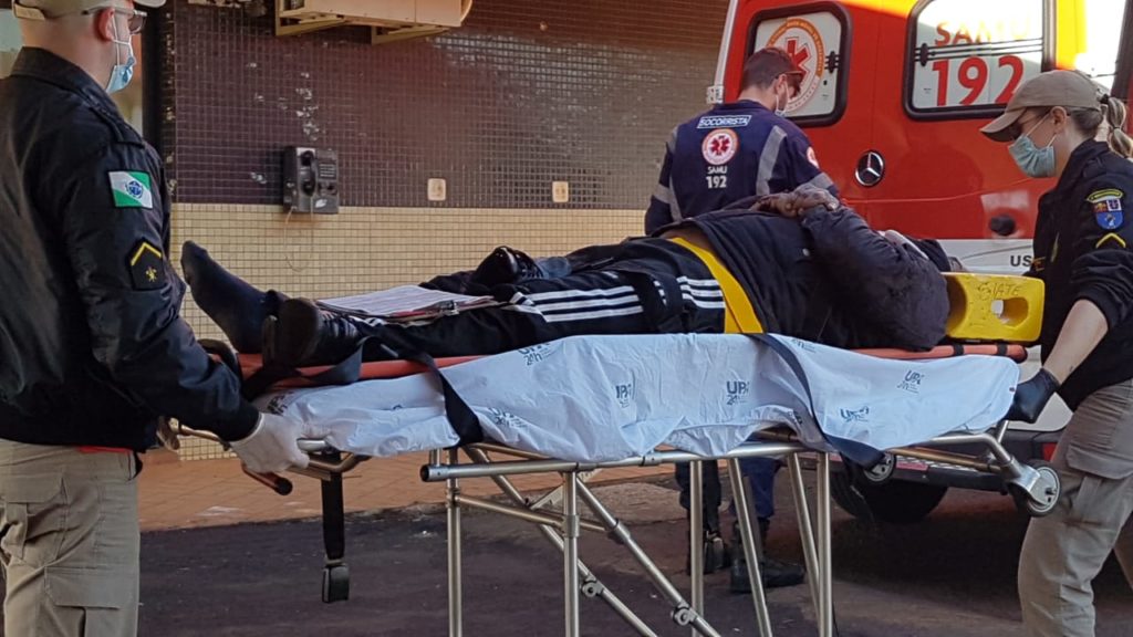 Homem de 41 anos fica ferido em acidente no Bairro Clarito