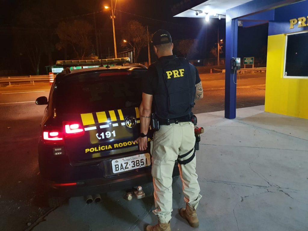 Motorista agride companheira e acaba preso pela PRF em Apucarana