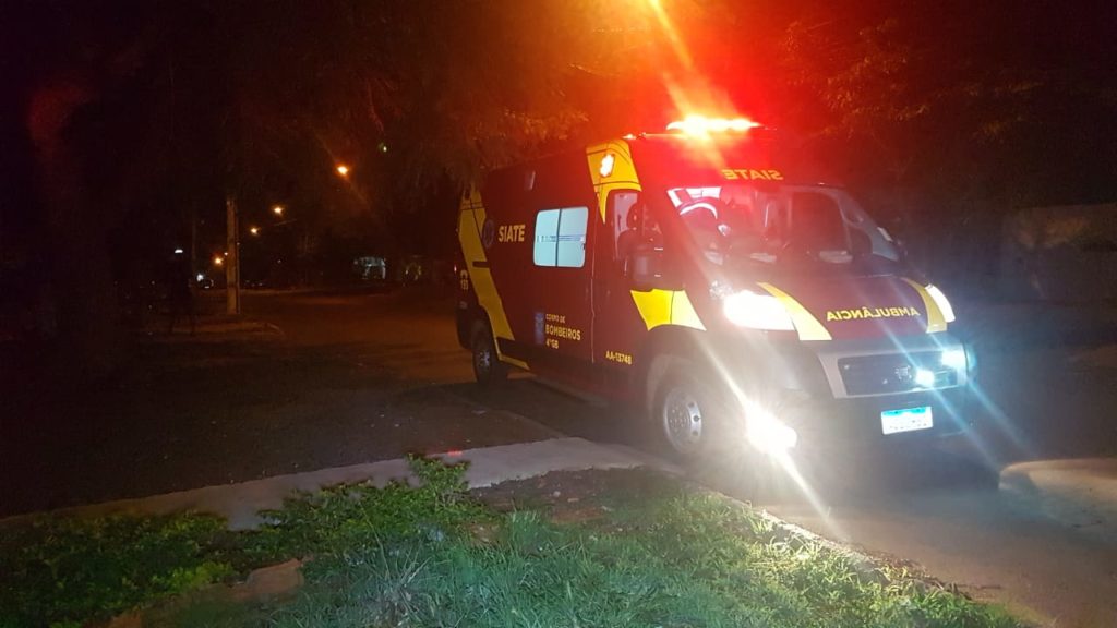 Briga entre irmãos termina com um deles ferido no Jardim Clarito