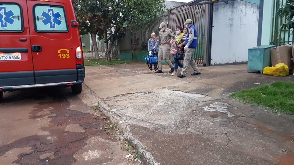 Mulher fica ferida ao sofrer queda no São Cristóvão