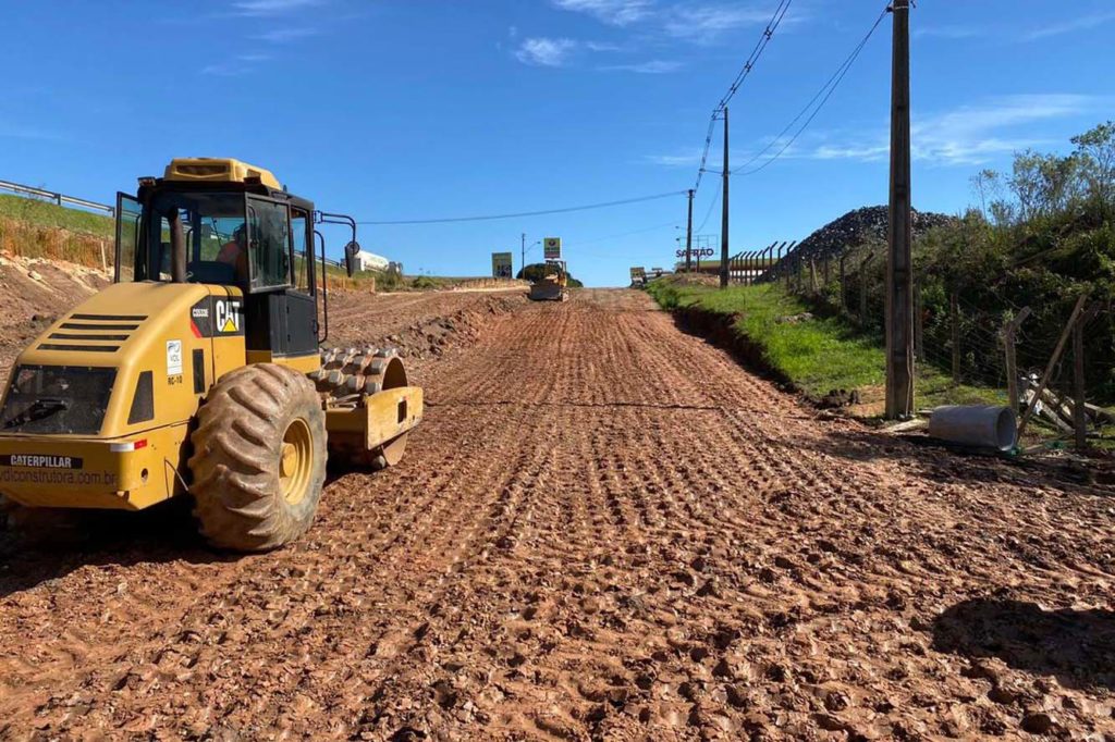 Obra estimula o setor industrial em Campo Largo Obra estimula o setor industrial em Campo Largo