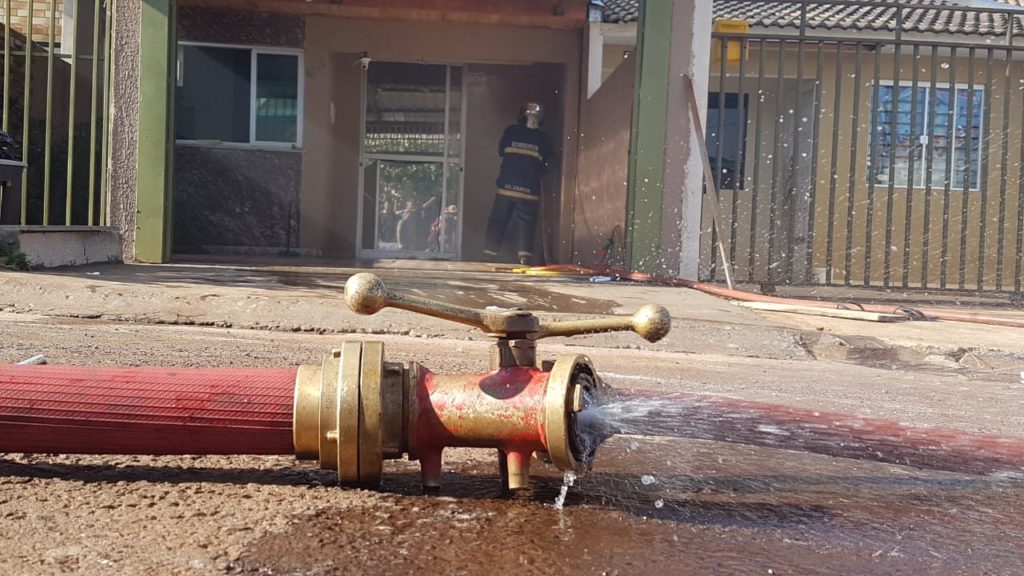Pane elétrica pode ter causado incêndio no Barcelona, diz Bombeiros