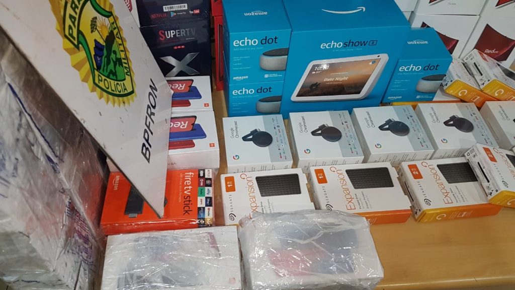 Eletrônicos são apreendidos pelo BPFron durante ação na BR-277 Eletrônicos são apreendidos pelo BPFron durante ação na BR-277