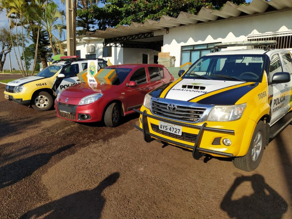Carro é apreendido com contrabando em Assis Chateaubriand