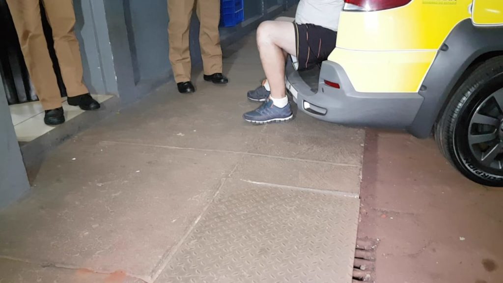 Acusado de ameaçar a esposa é detido no Bairro Guarujá